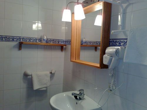 Hotel Londres *
